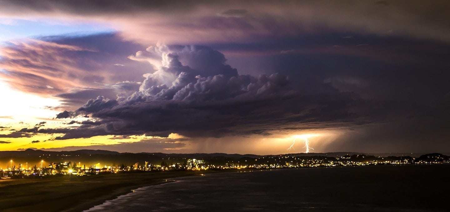 ocean-storm-thunder-lightning-photography