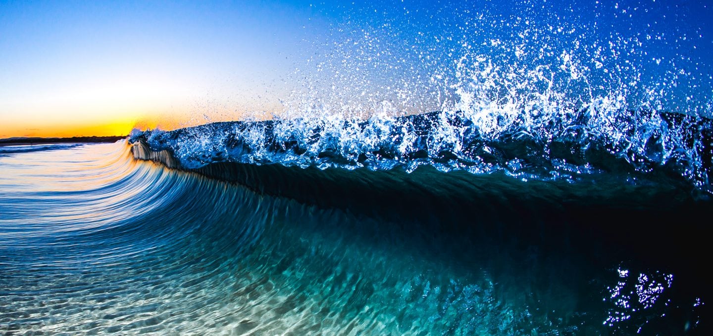 winter-waves-sunset-ocean-photography