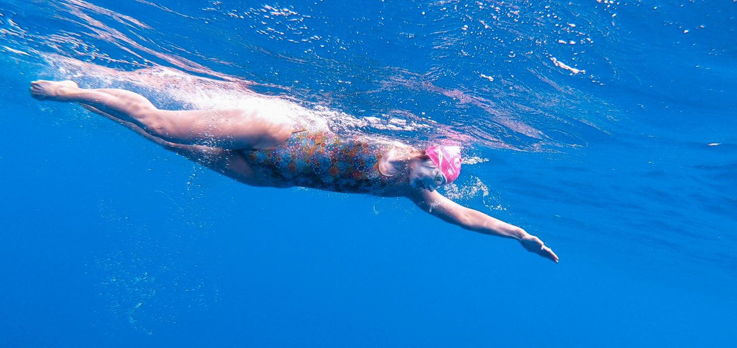 sarah-ferguson-swimmer-ocean-challenge-swim-plastics