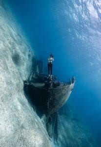 the bahamas andre musgrove underwater photographer wreck