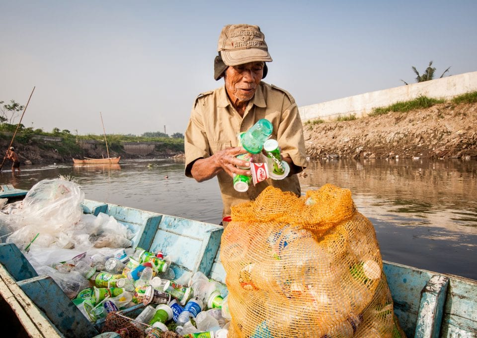 Liz Bonnin Plastic Pollution Indonesia