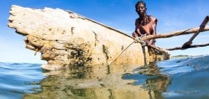 Kokoly Madagascar fisherwomen Garth Cripps Blue Ventures canoe