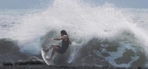 surfing waves Cigarette Surfboard