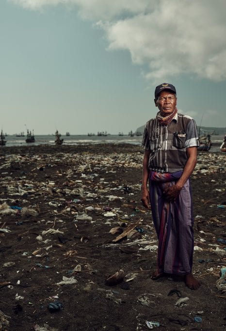 Tom Barnes Indonesia pollution