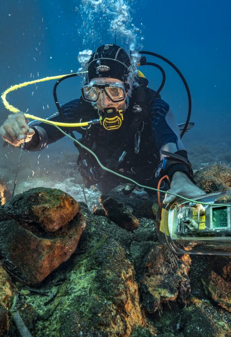 Underwater volcanoes in the Mediterranean - Oceanographic